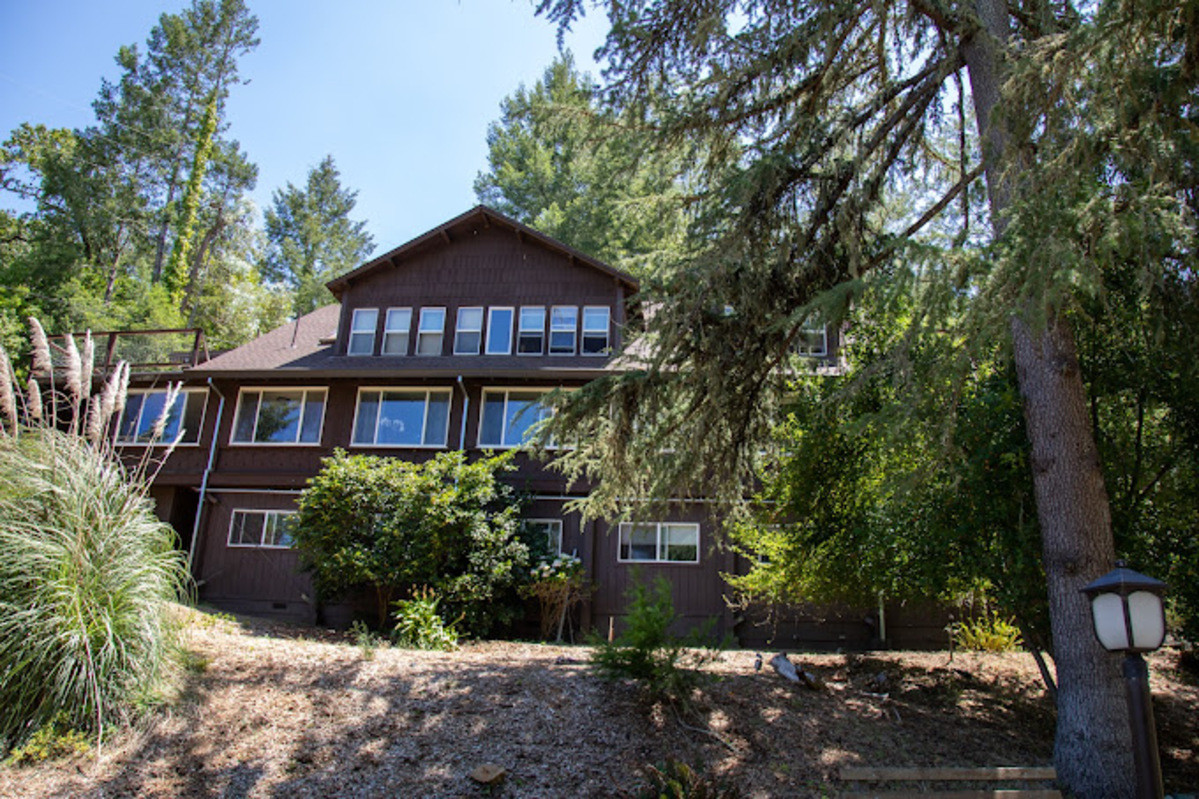 Azure Acres Recovery Center - Sebastopol Reviews, Costs, Program ...
