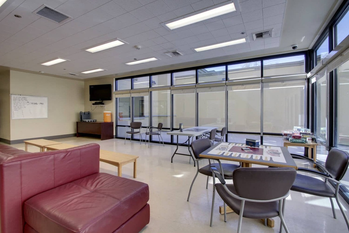 Seven Hills Hospital Reviews, Costs, Program Details & Rating