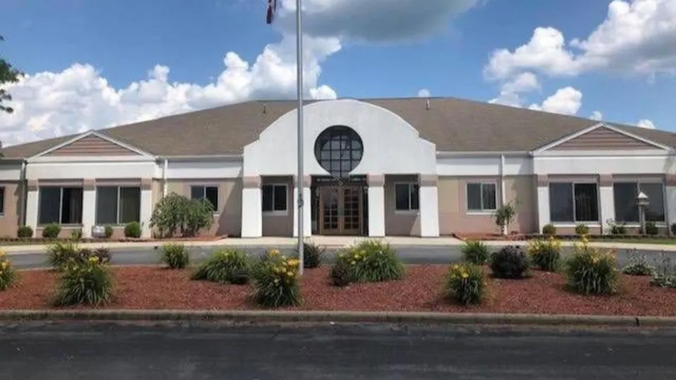 Fox Run Hospital - exterior views