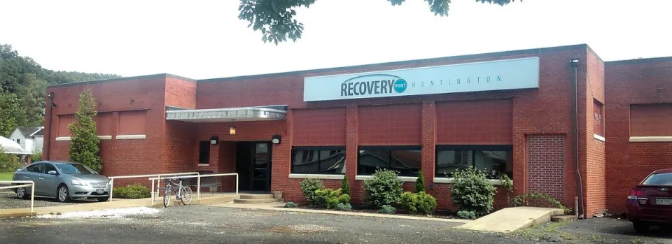 Recovery Point of Huntington - exterior views