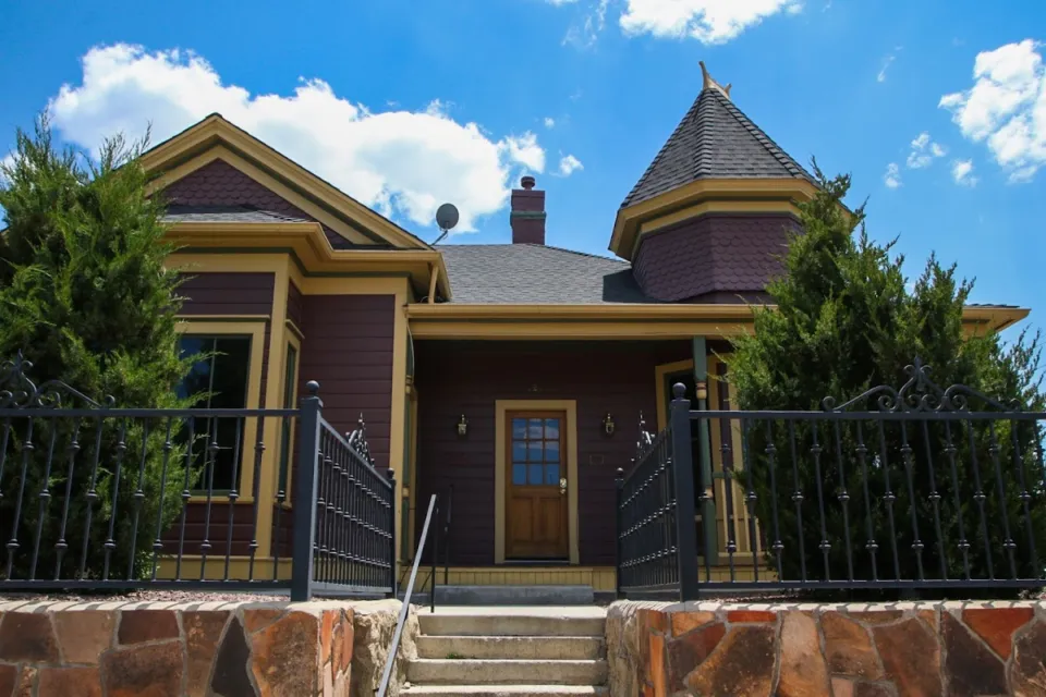 Reflections Recovery Center - Prescott - exterior views