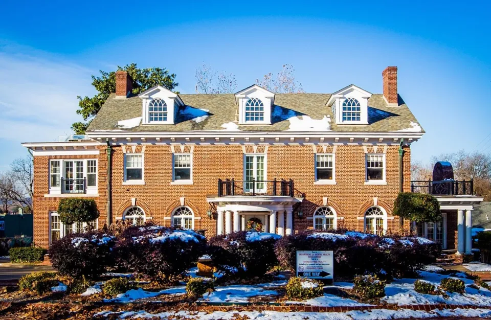 Resonance Center for Women - exterior views
