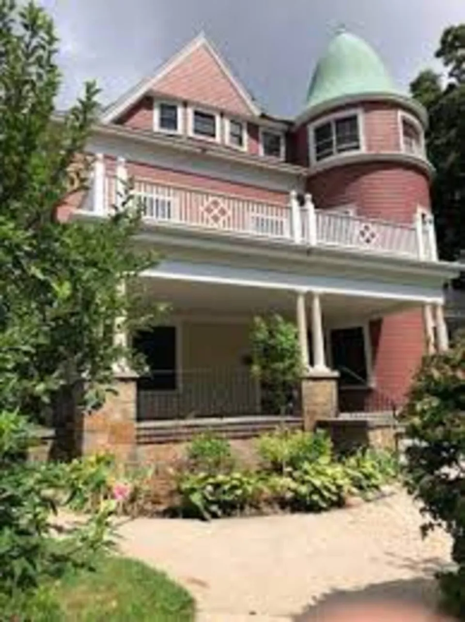 Rockland Recovery Treatment Centers - exterior views