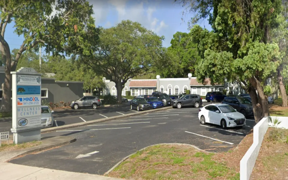 Sarasota Addiction Specialists - exterior views