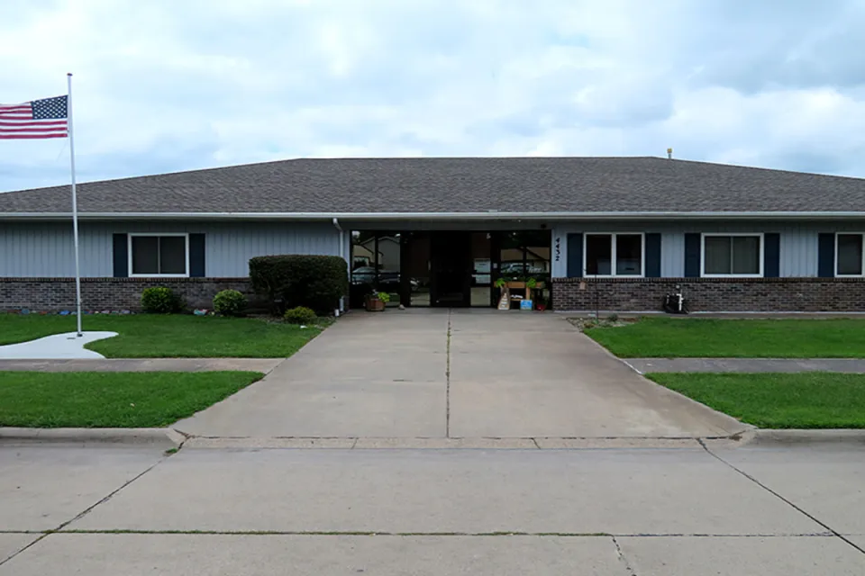 Seekers of Serenity Place - exterior views