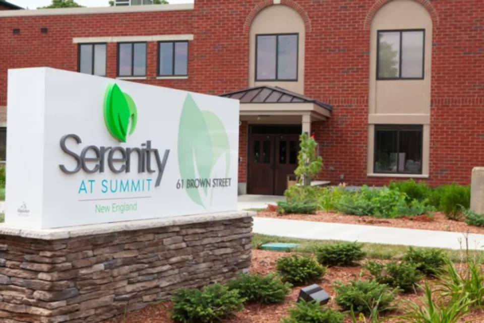 Serenity at Summit - New Jersey - exterior views