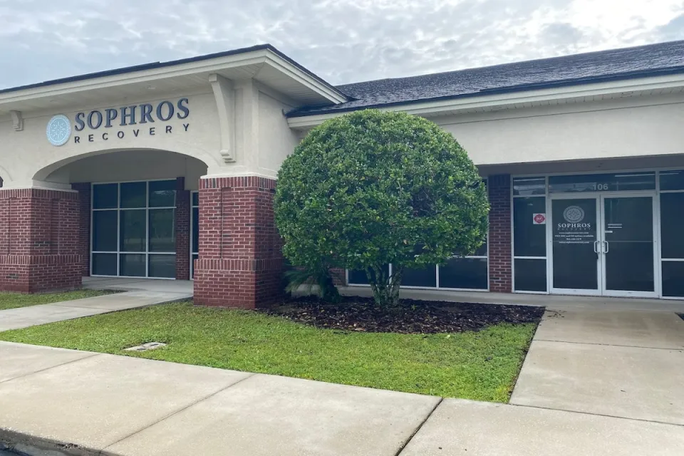 Sophros Recovery - Tampa - exterior views