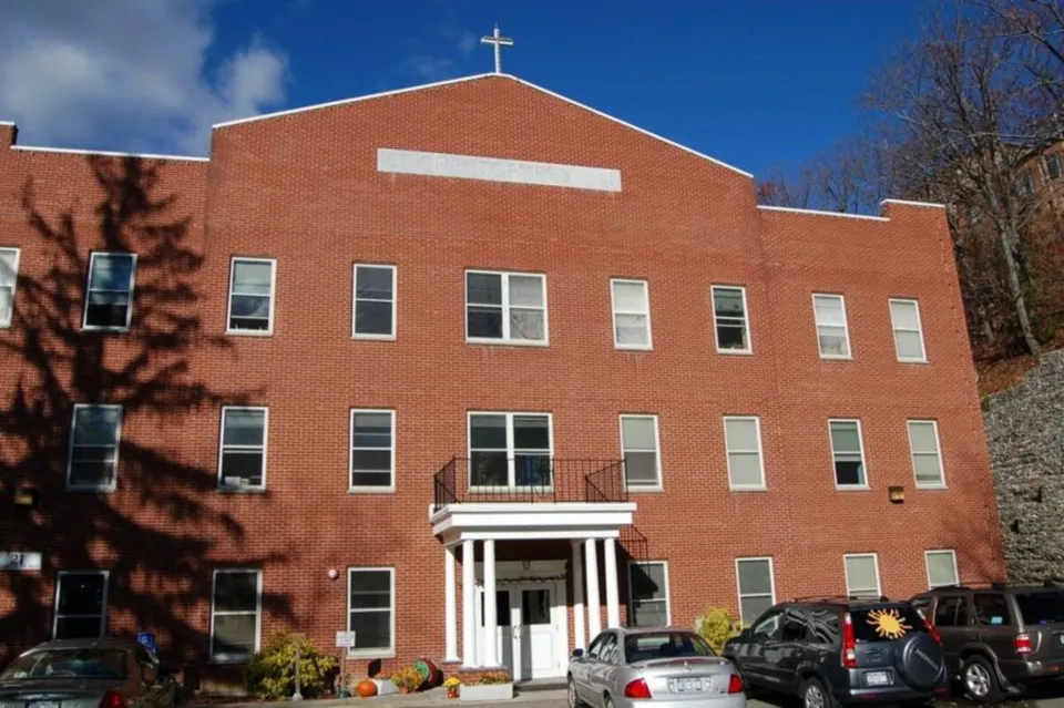 St. Christophers Inn - exterior views