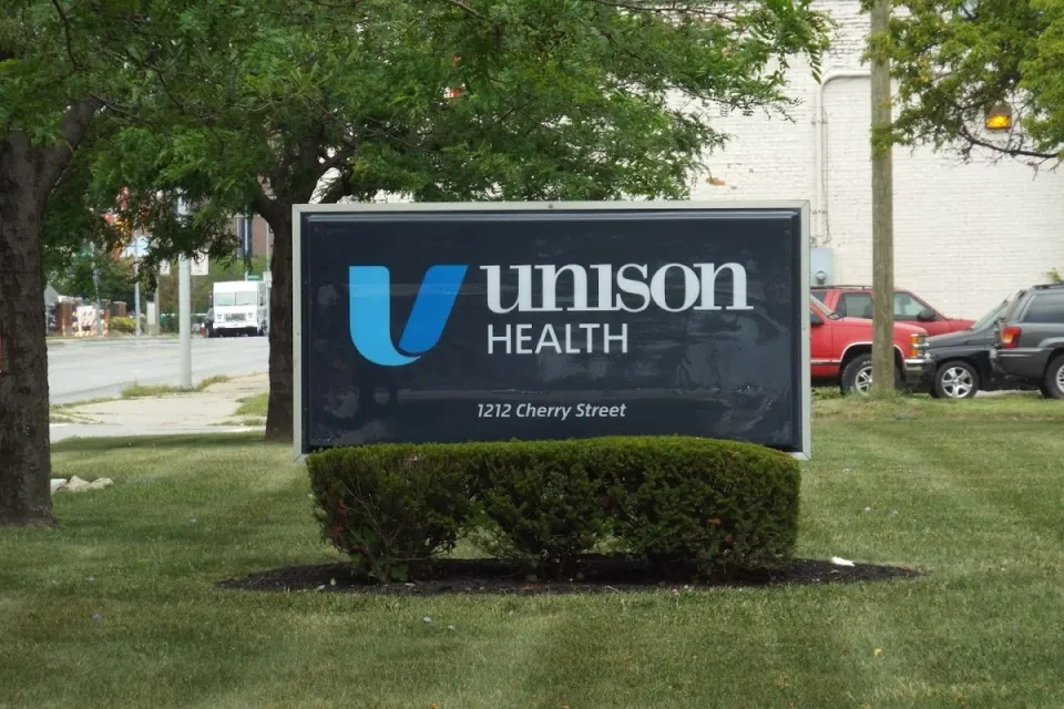 Unison Health - Cherry Street - exterior views