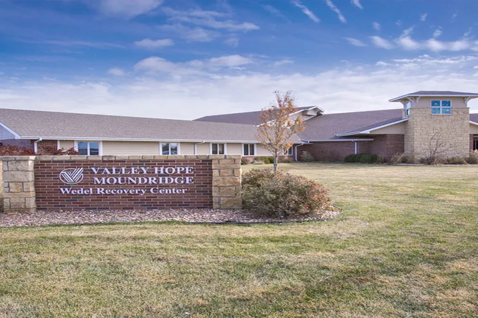 Valley Hope of Moundridge - exterior views