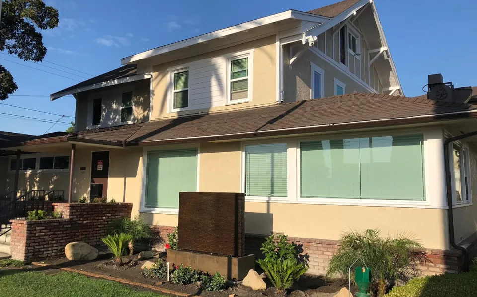 VARP - Gibson House - exterior views