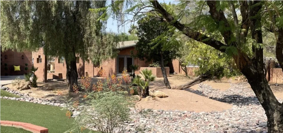 Vogue Recovery Center - Phoenix - exterior views
